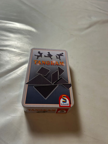 7897664