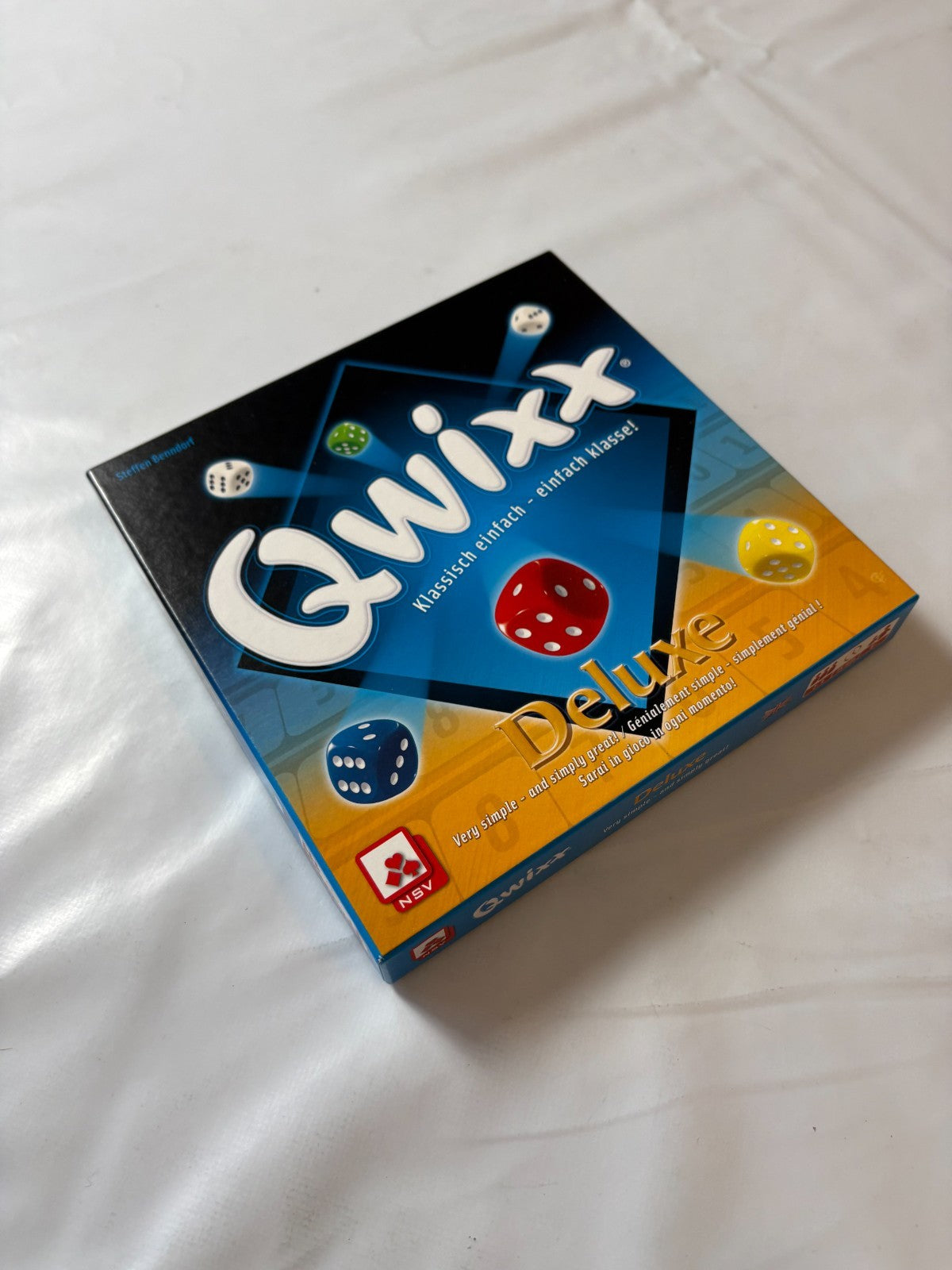 Qwixx Deluxe Gesellschaftsspiel Deutsch NBV - Vollständig - Ansicht 5