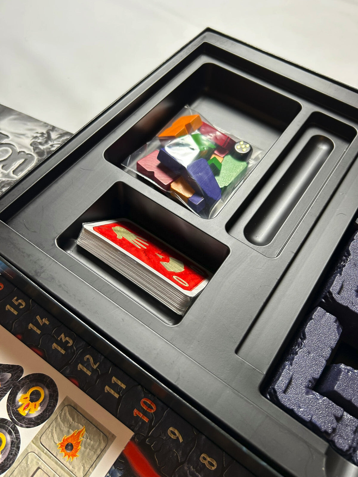 Detailfoto 10 – SKU A8898 – Gesellschaftsspiel gebraucht bei Brettspielimperium