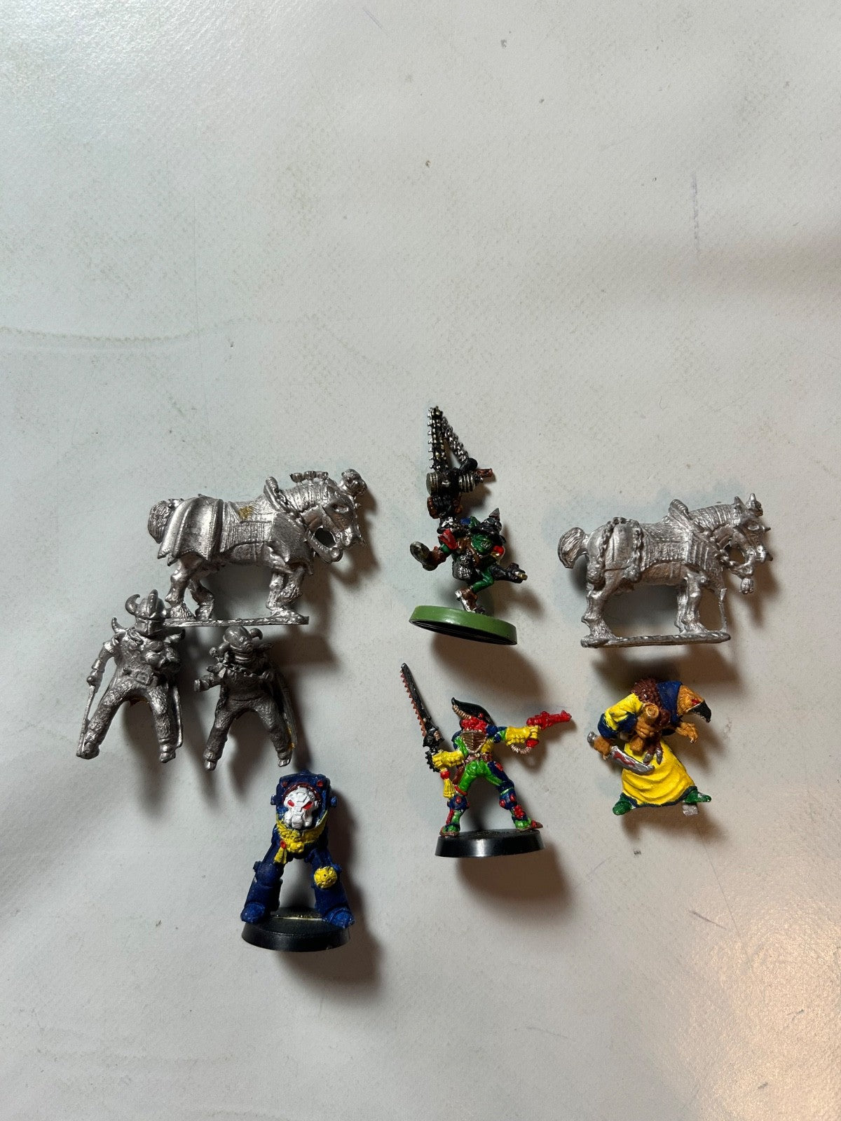 8 x Warhammer (Warhammer 40k) Figuren Miniaturen Zinn teils bemalt - Ansicht 2