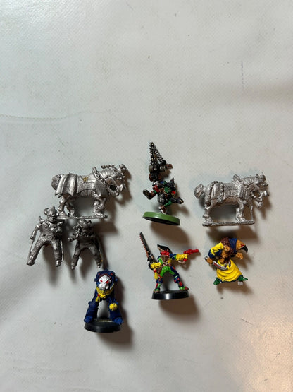 8 x Warhammer (Warhammer 40k) Figuren Miniaturen Zinn teils bemalt - Ansicht 2
