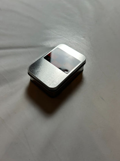 Ars Vivendi KrimiQuiz 2 Quizspiel Metallbox Detektiv Rätsel  Unbespielt - Ansicht 4