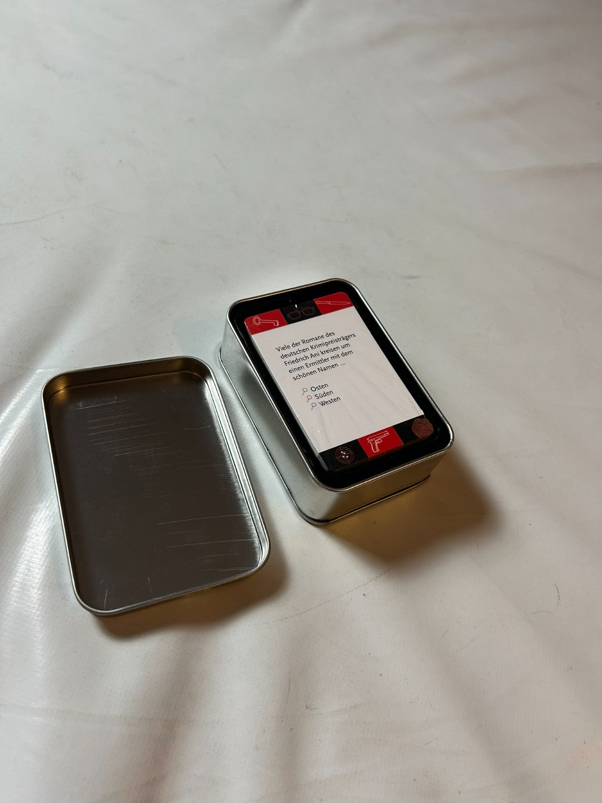 Ars Vivendi KrimiQuiz 2 Quizspiel Metallbox Detektiv Rätsel  Unbespielt - Ansicht 9