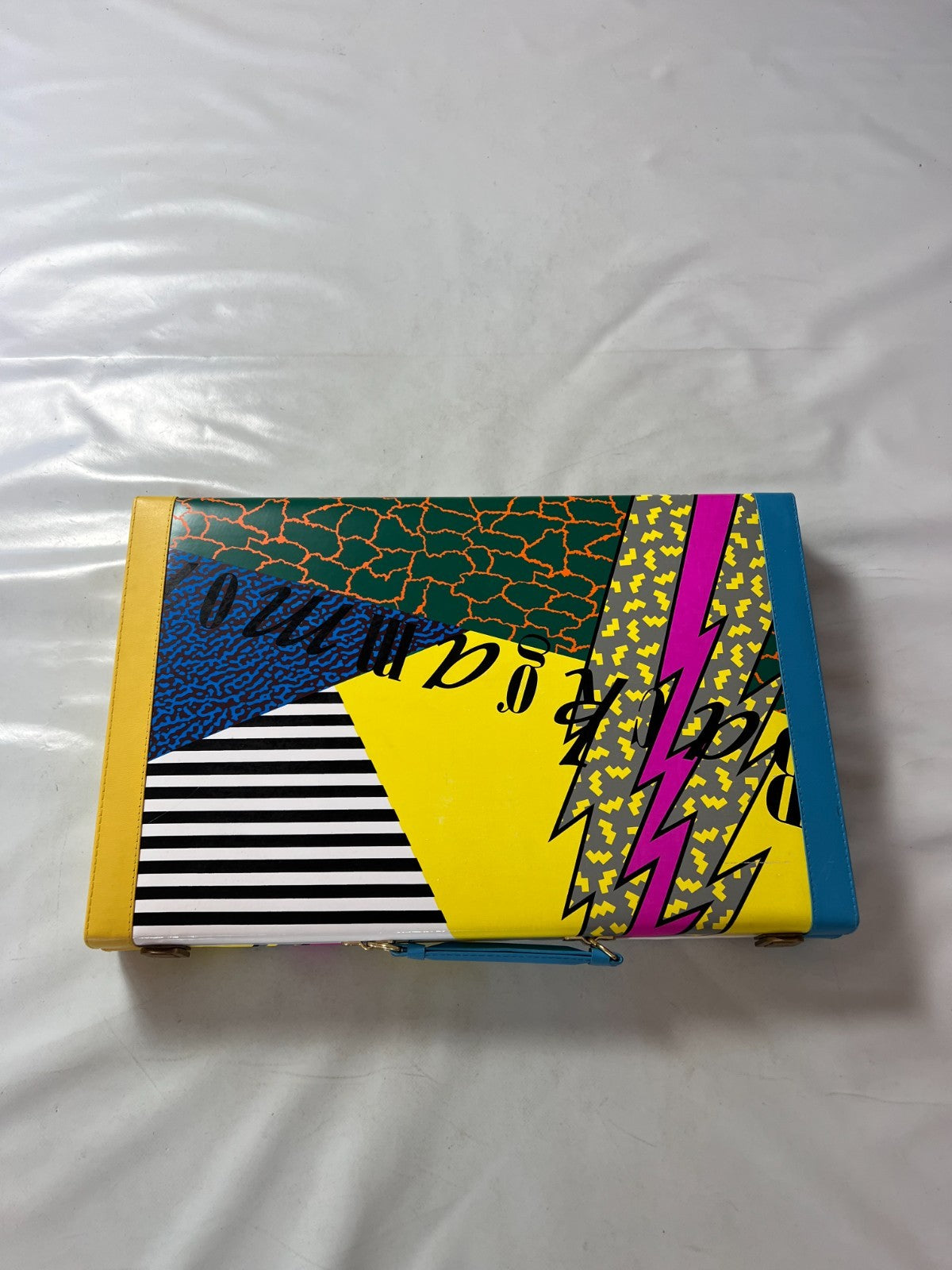 Backgammon Koffer Bunt 59x45 geschlossen Das Spiel mit dem Panda - Vollständig - Ansicht 7