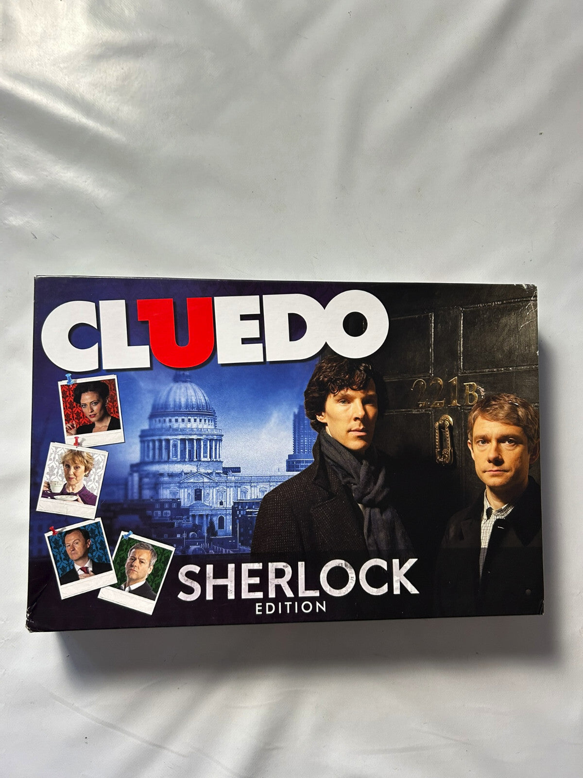 CLUEDO Gesellschaftsspiel Sherlock Edition  Vollständig - Ansicht 2