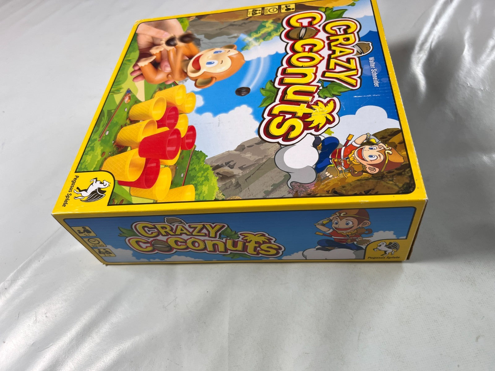Crazy Coconuts  Pegasus  Spielspaß mit Affenkatapulten  Unbespielt - Ansicht 8