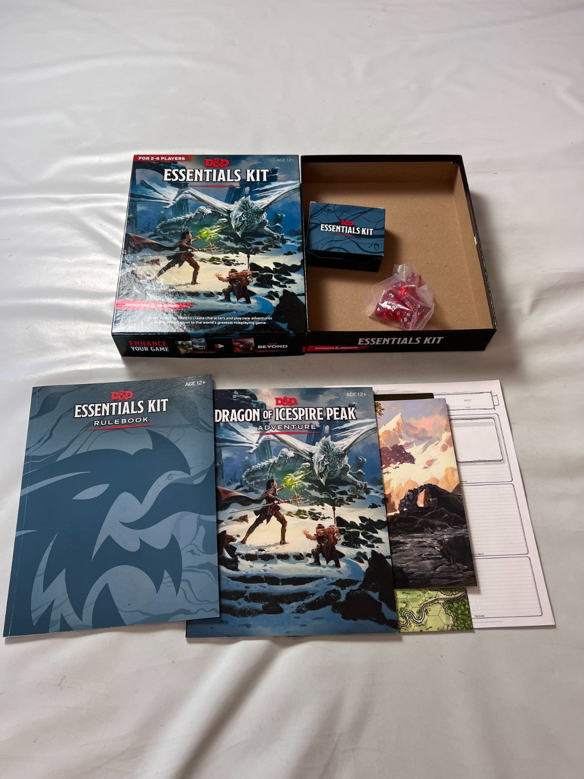 D&D 5E Essentials Kit - Einsteigerbox, gebraucht, englisch - Vollständig - Ansicht 3