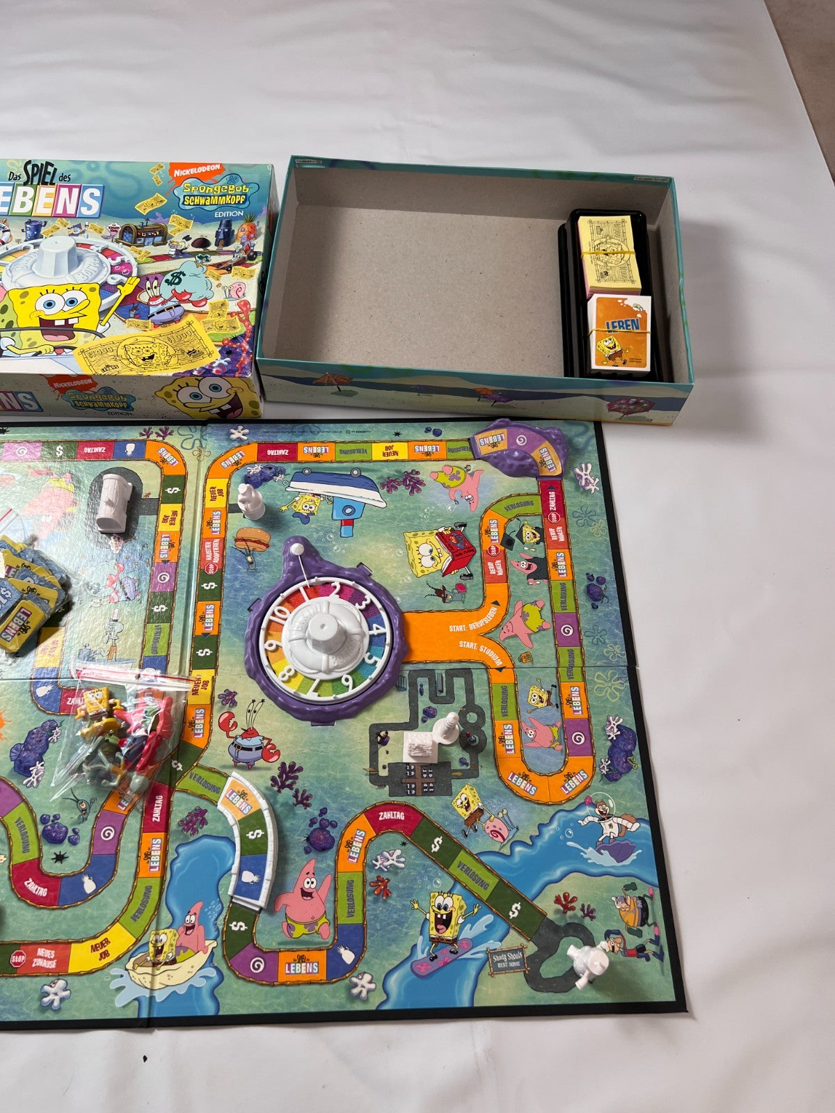 Das Spiel des Lebens SpongeBob Schwammkopf Edition Hasbro Brettspiel vollständig - Ansicht 4