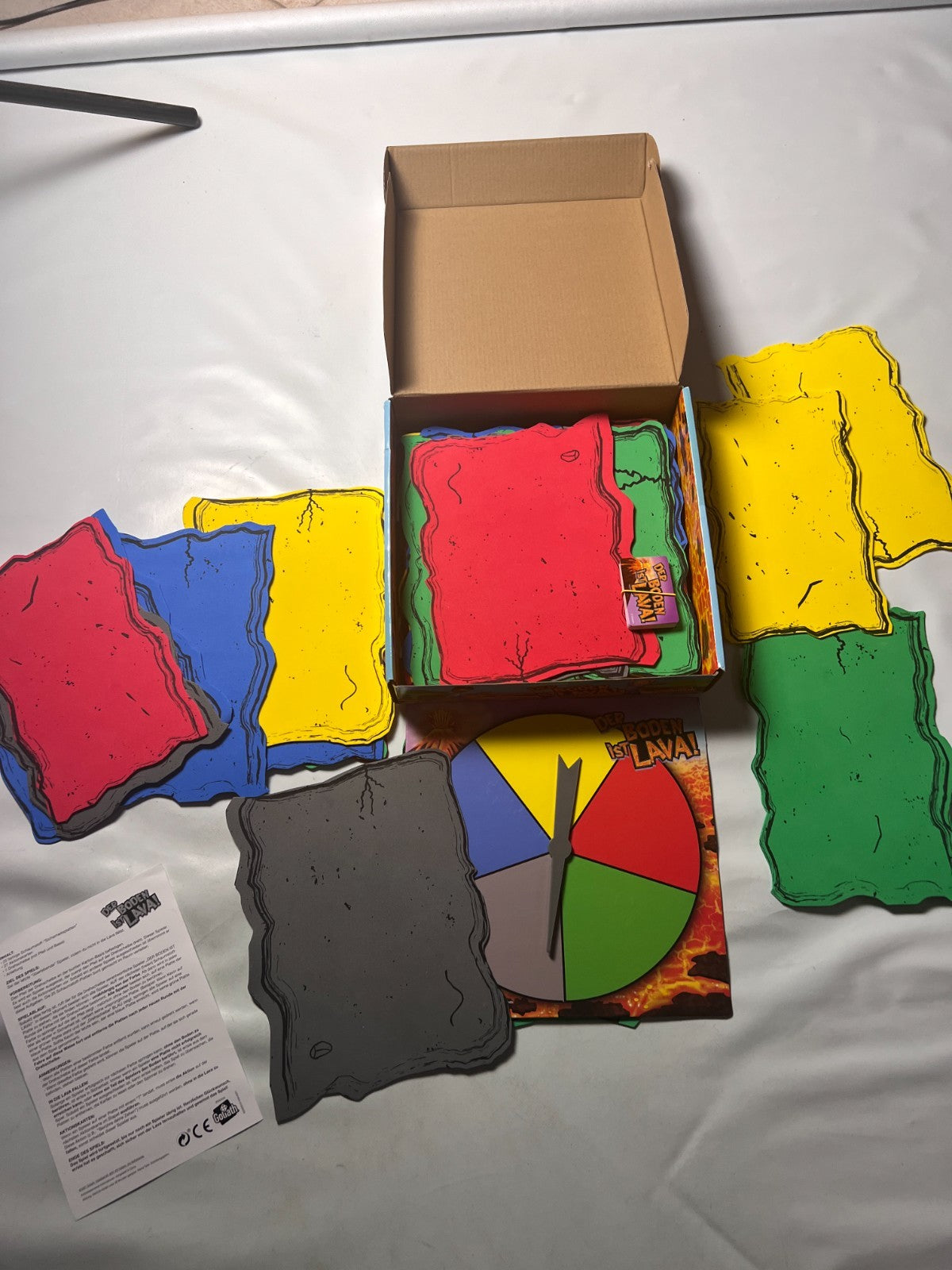 Der Boden ist Lava,  interaktive Spielspaß mit Abenteuer  Vollständig - Ansicht 2
