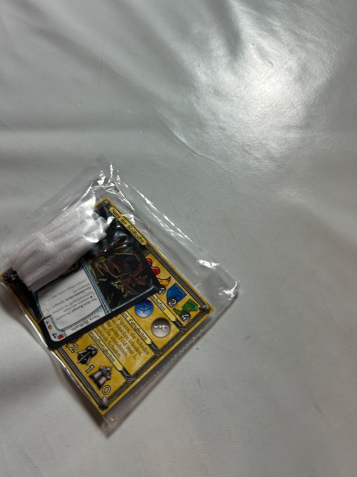 Descent 1. Edition - Charakter Pack: Nara der Reißzahn - NEU - Ansicht 4