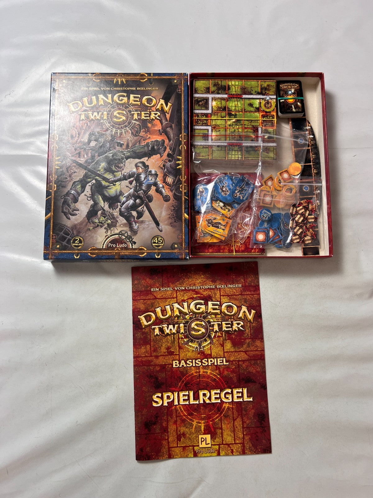 Dungeon Twister Grundspiel Brettspiel - Vollständig - Ansicht 2