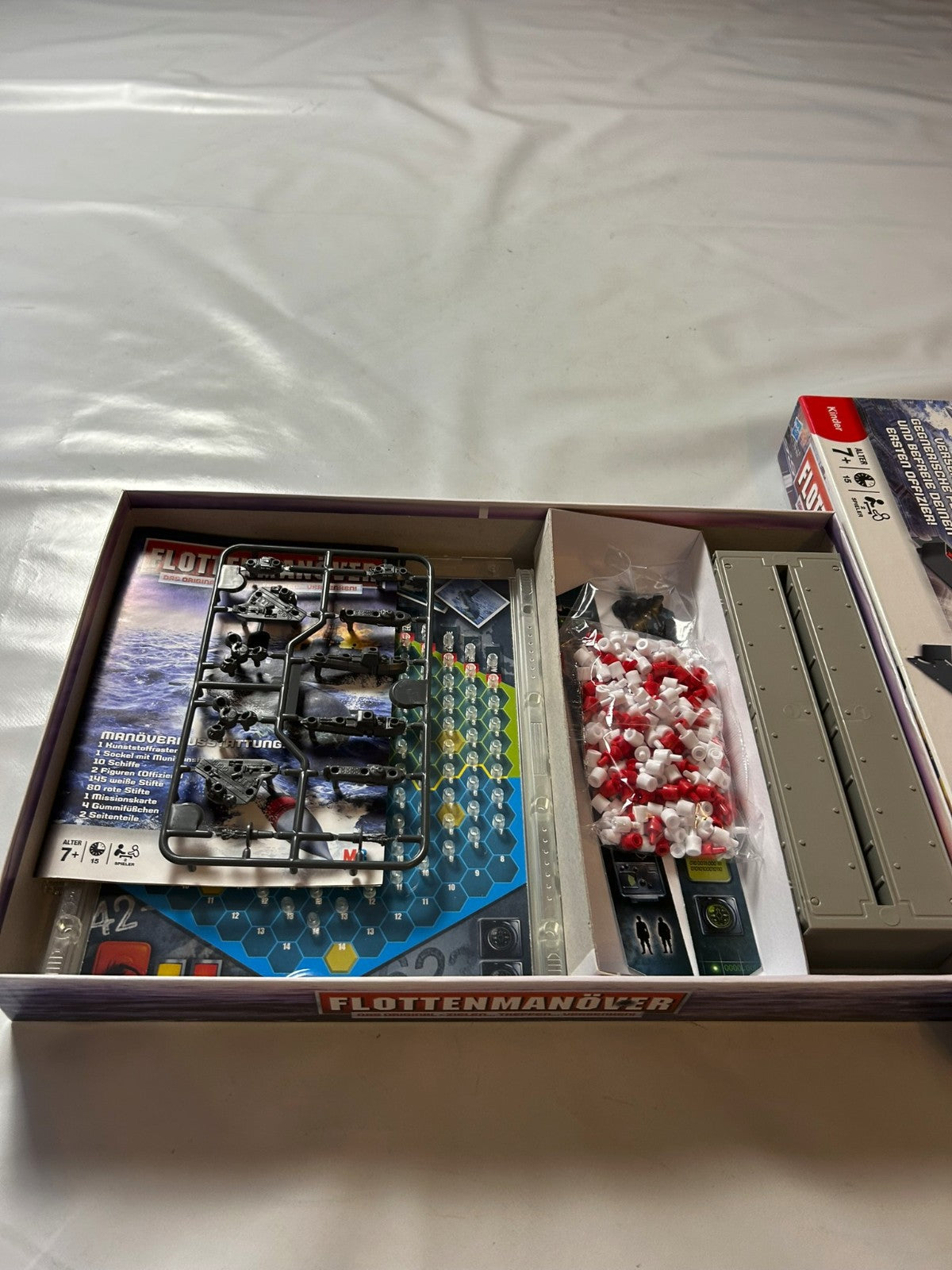 Flottenmanöver  Das Original Schiffe Versenken  Hasbro2009  Unbespielt - Ansicht 7