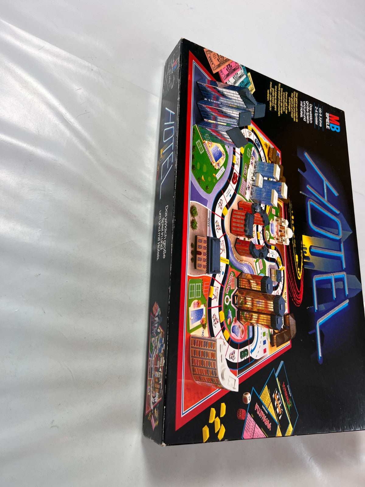 Hotel Brettspiel Komplett mit Laternen  MB Spiele Große schwarze Ausgabe - Ansicht 16