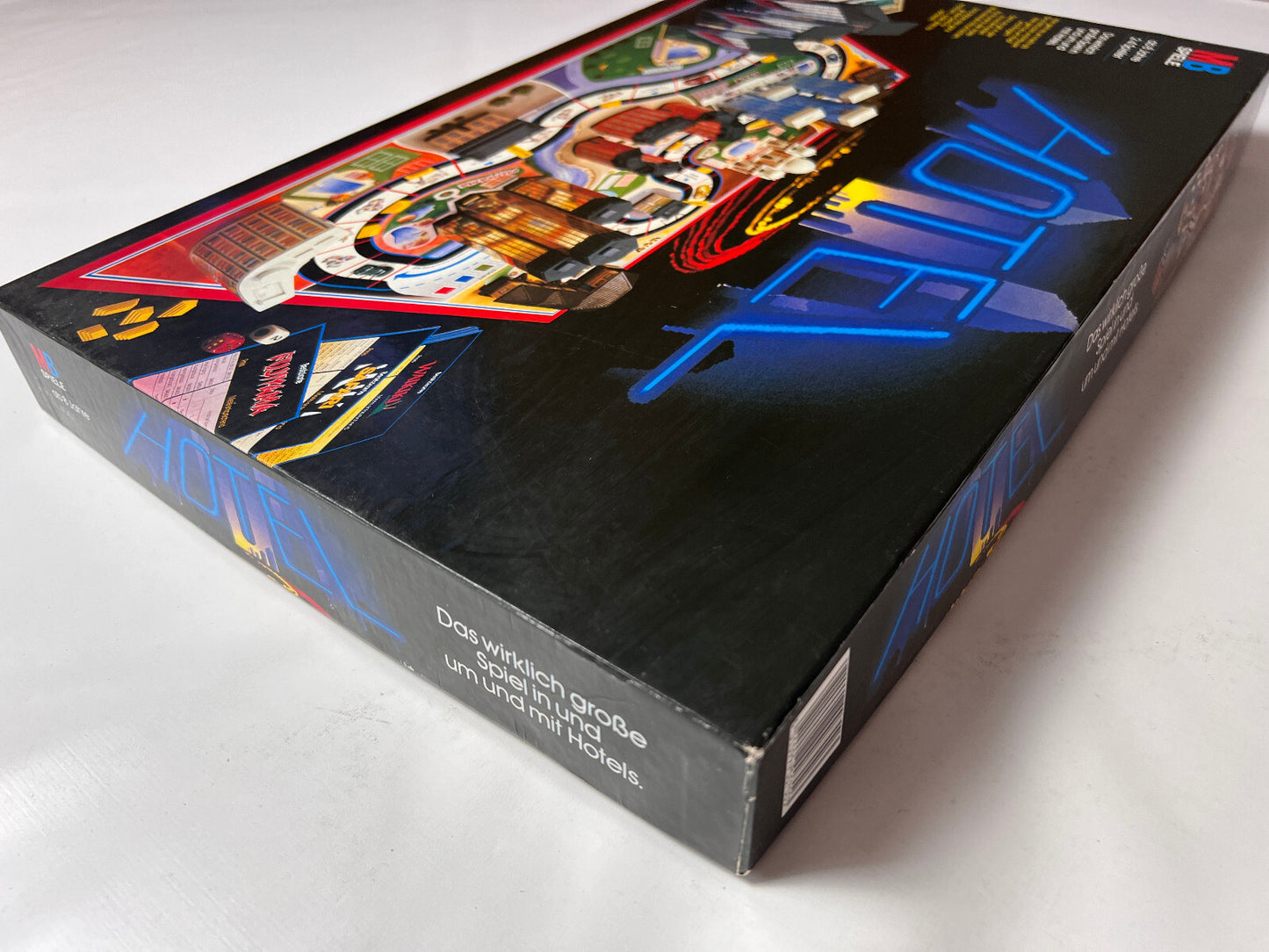 Hotel von MB Komplett mit Laternen - MB - Spieleklassiker Große schwarze Ausgabe - Ansicht 18