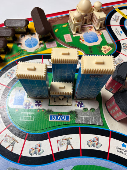 Hotel von MB Komplett mit Laternen - MB - Spieleklassiker Große schwarze Ausgabe - Ansicht 8