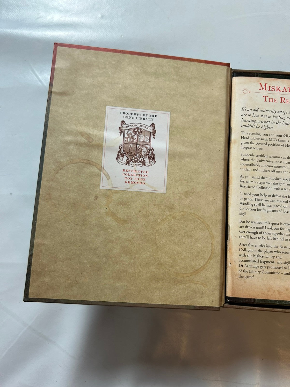 Miskatonic University: The Restricted Collection Spiel englisch  Unbespielt - Ansicht 11