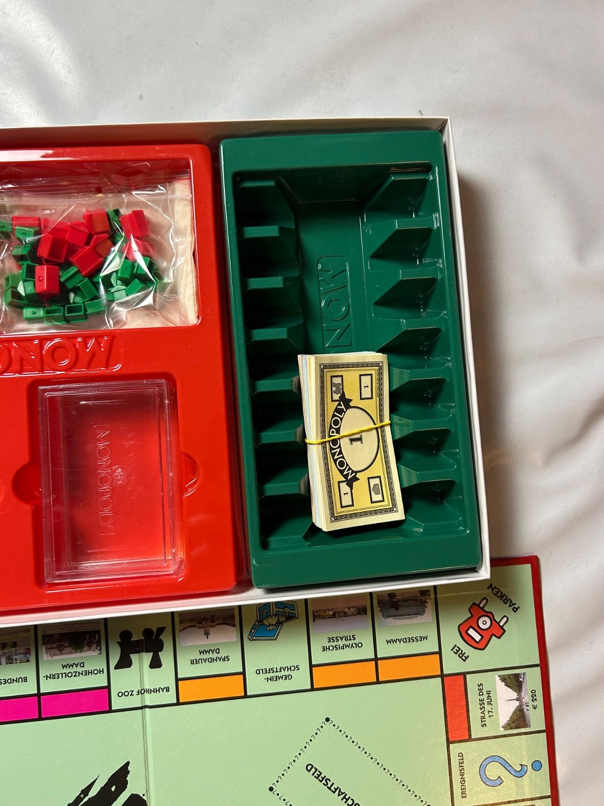 Monopoly  BERLIN Edition  Winning Moves 2007  Vollständig - Ansicht 11