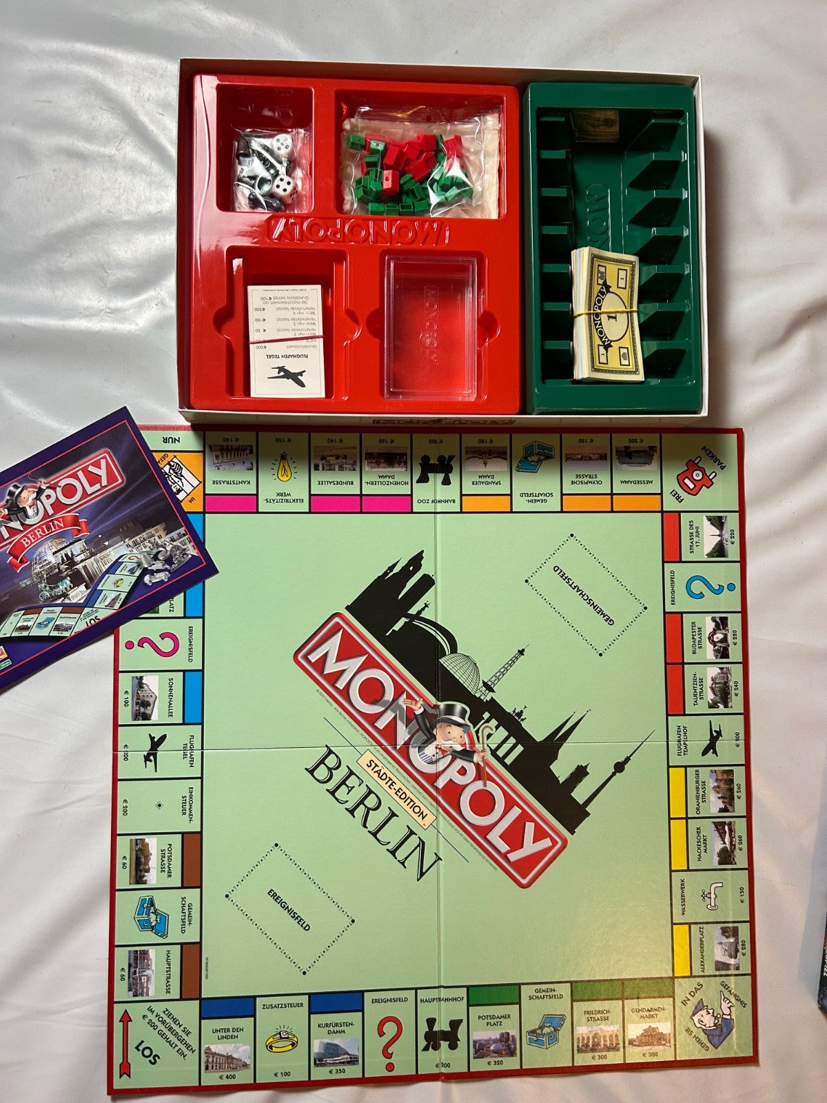 Monopoly  BERLIN Edition  Winning Moves 2007  Vollständig - Ansicht 8