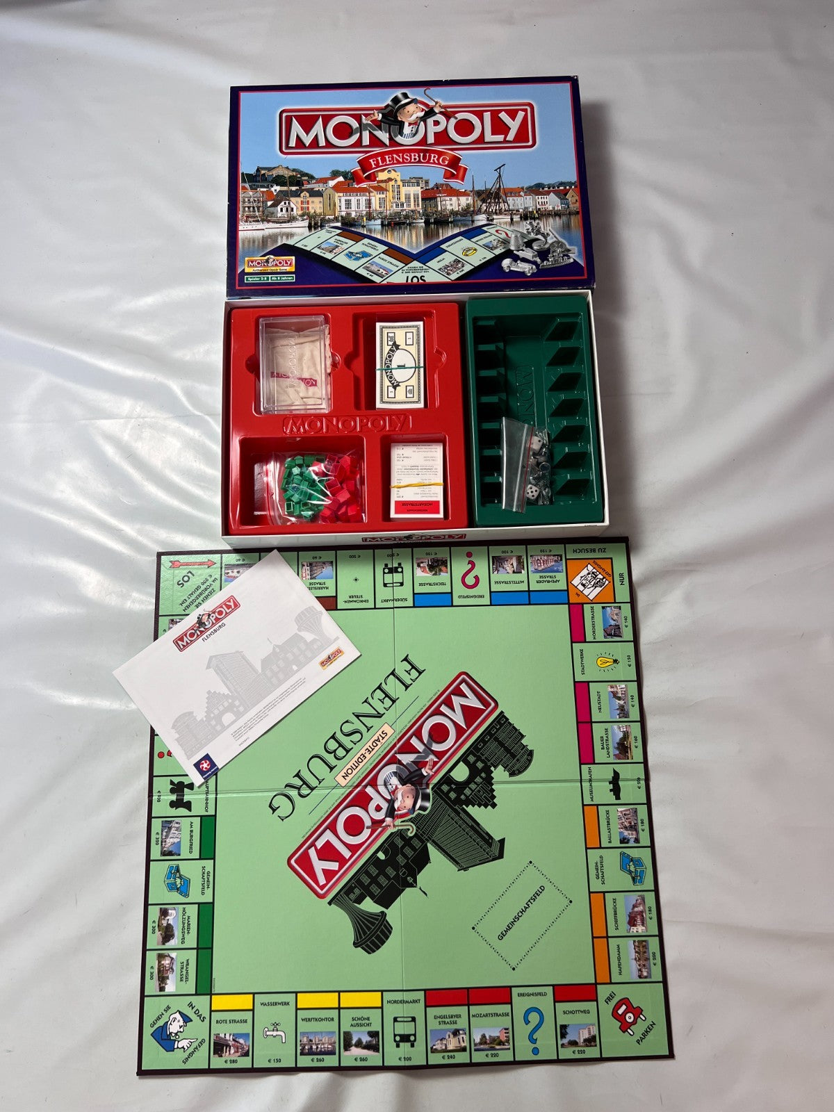 Monopoly Flensburg Brettspiel Spiel Hasbro Winning Mooves 2006 - Vollständig - Ansicht 2