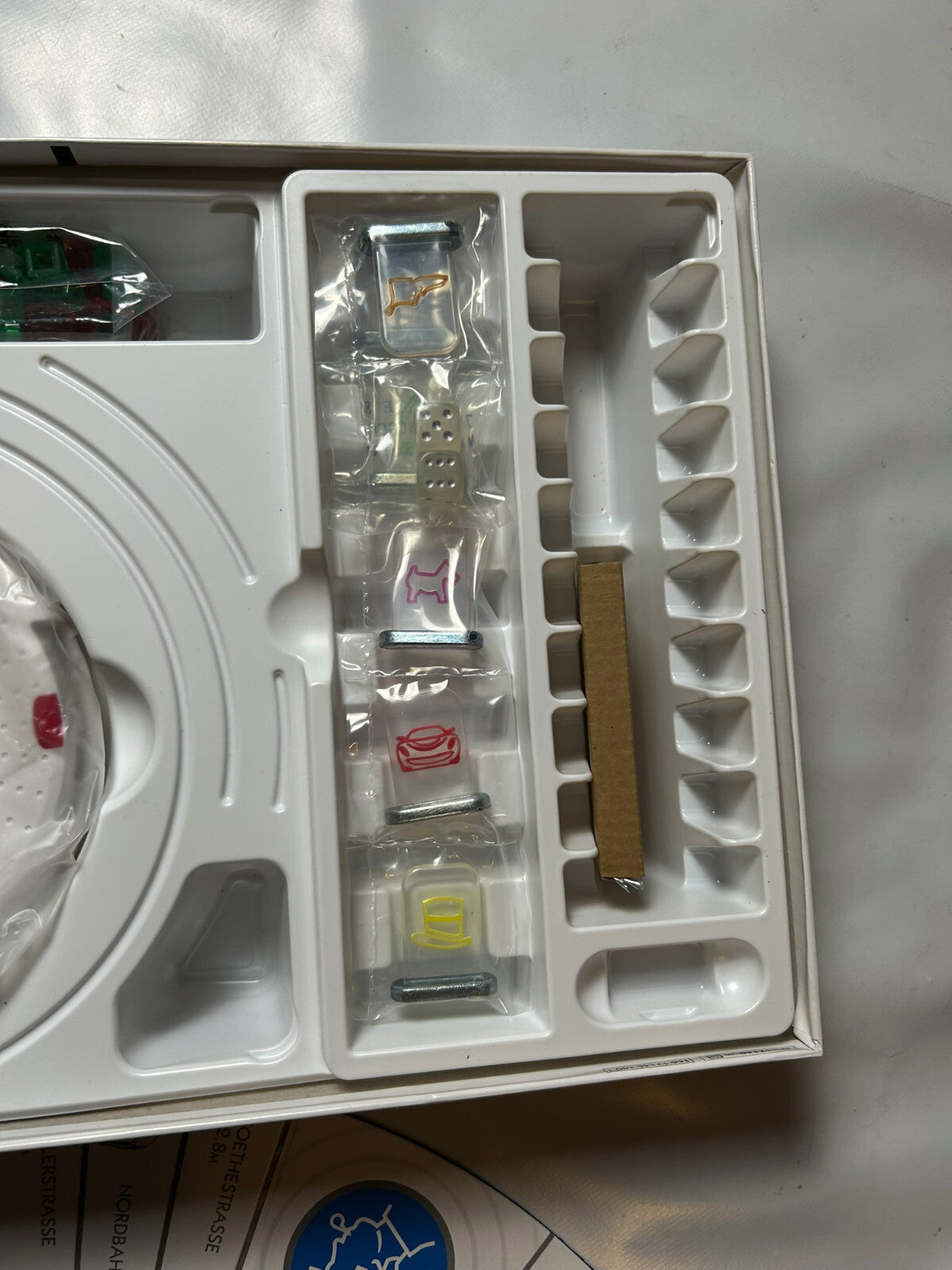 Monopoly Revolution Hasbro Parker 2009 Neu unbespielt - Ansicht 9