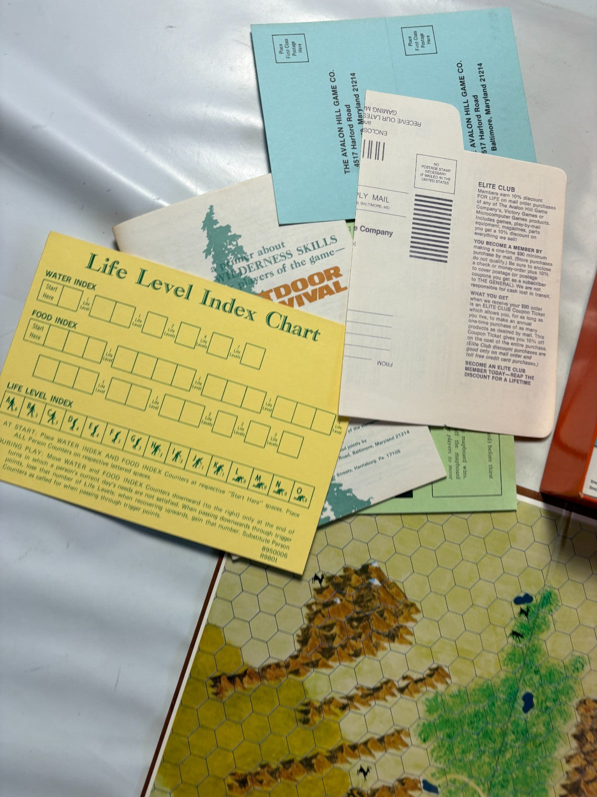 Outdoor Survival: A Game About Wilderness Skills, Avalon Hill Englisch  Vollstä - Ansicht 7