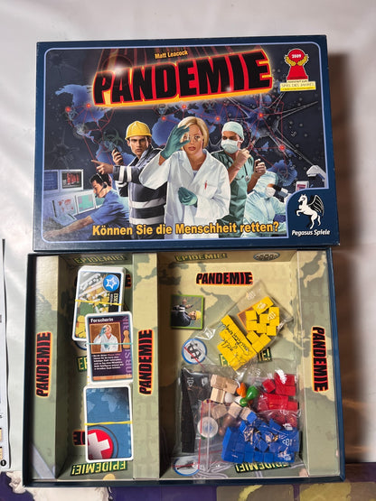 Pandemie Pegasus Spiele Brettspiel | alte Ausgabe Holzsteine 2012 Vollständig - Ansicht 3