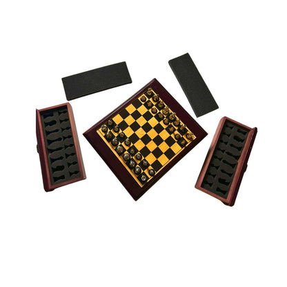 Schach Schachbrett Schatulle aus Holz 20x20 Figuren Metall König 4cm Vollständ – SKU A7331 – Gesellschaftsspiel gebraucht kaufen bei Brettspielimperium