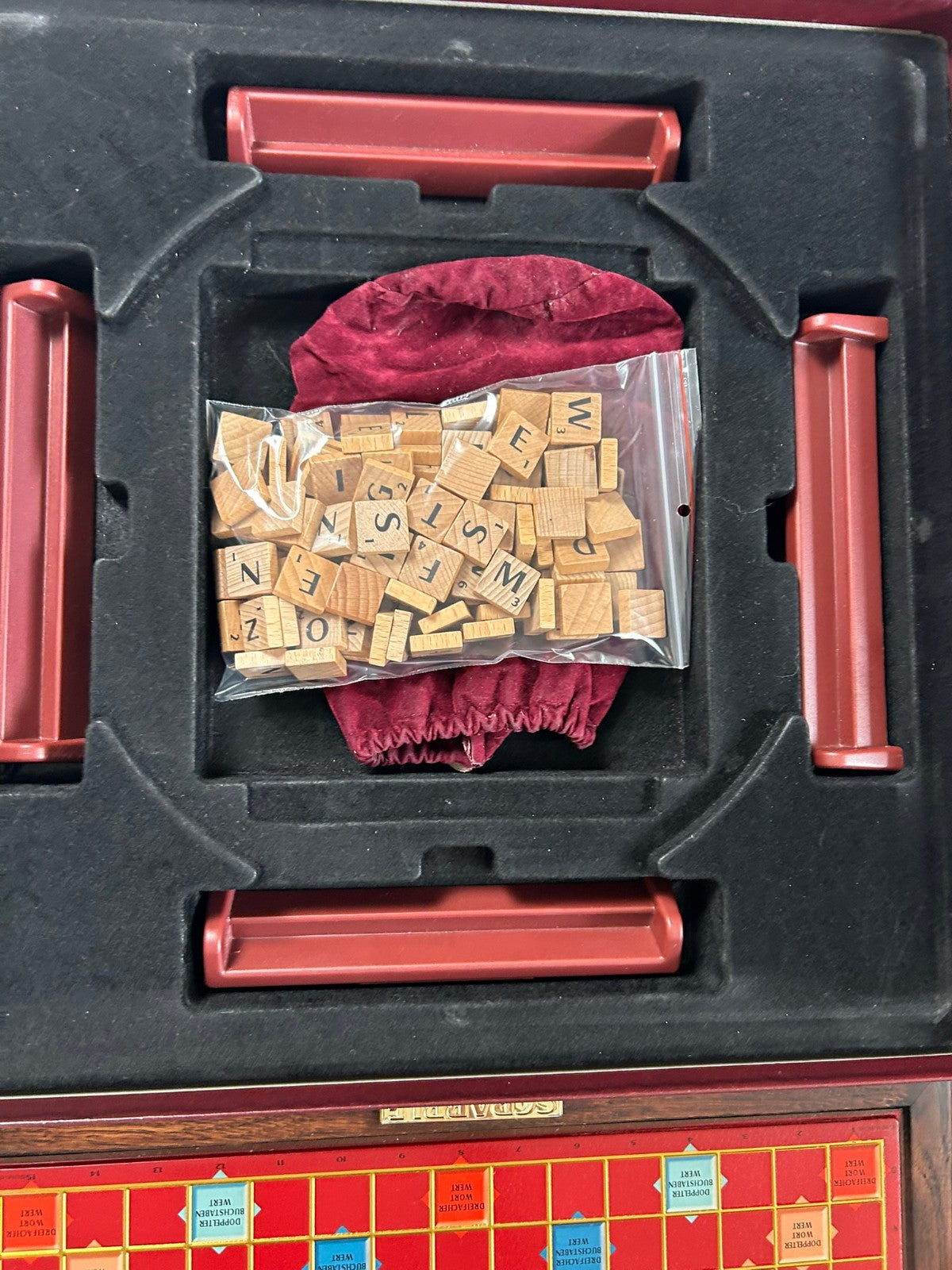 Scrabble Deluxe Spiel  Mattel 2000  Spielbrett drehbar + Holzrahmen Vollstäng - Ansicht 8