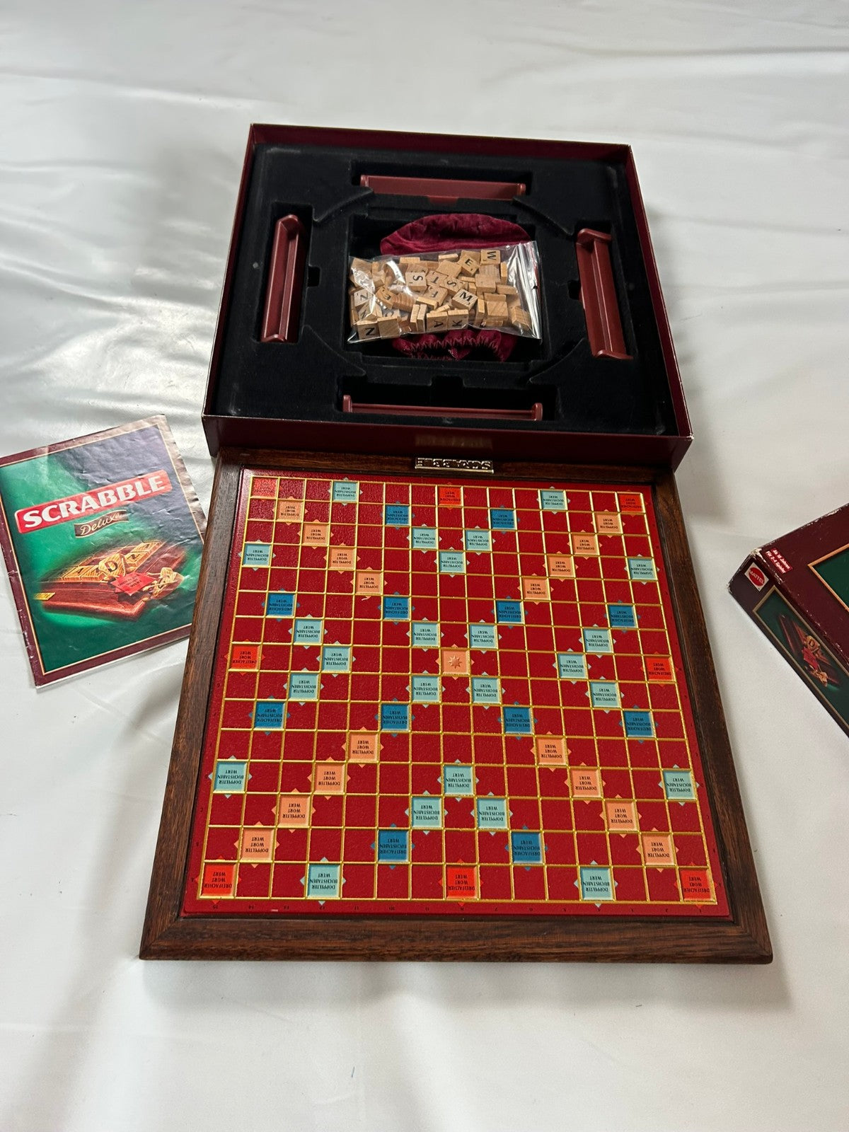 Scrabble Deluxe Spiel  Mattel 2000  Spielbrett drehbar + Holzrahmen Vollstäng - Ansicht 9