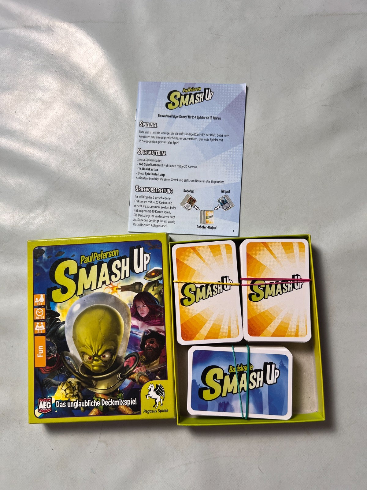 Smash Up - Pegasus Spiele - Paul Peterson - Kartenspiel - Vollständig - Ansicht 2