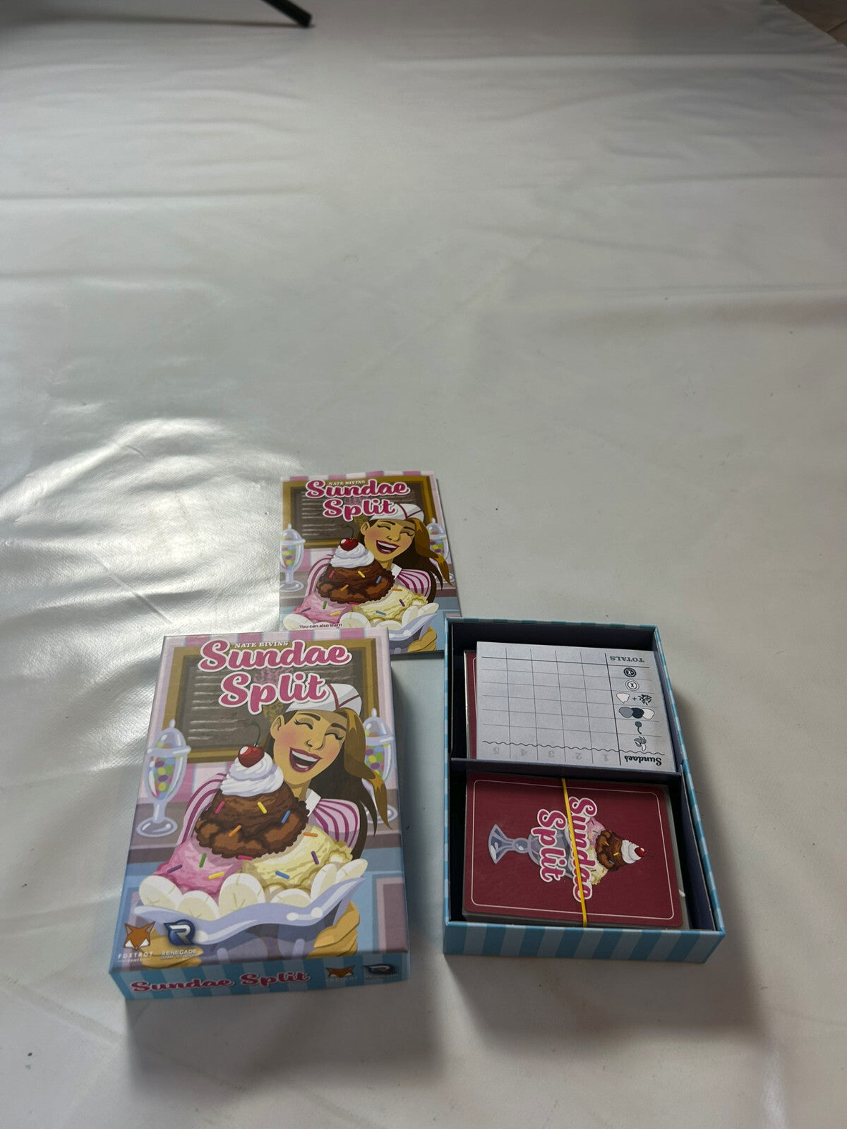 Sundae Spit Kartenspiel Foxtrot Englisch  Vollständig - Ansicht 7