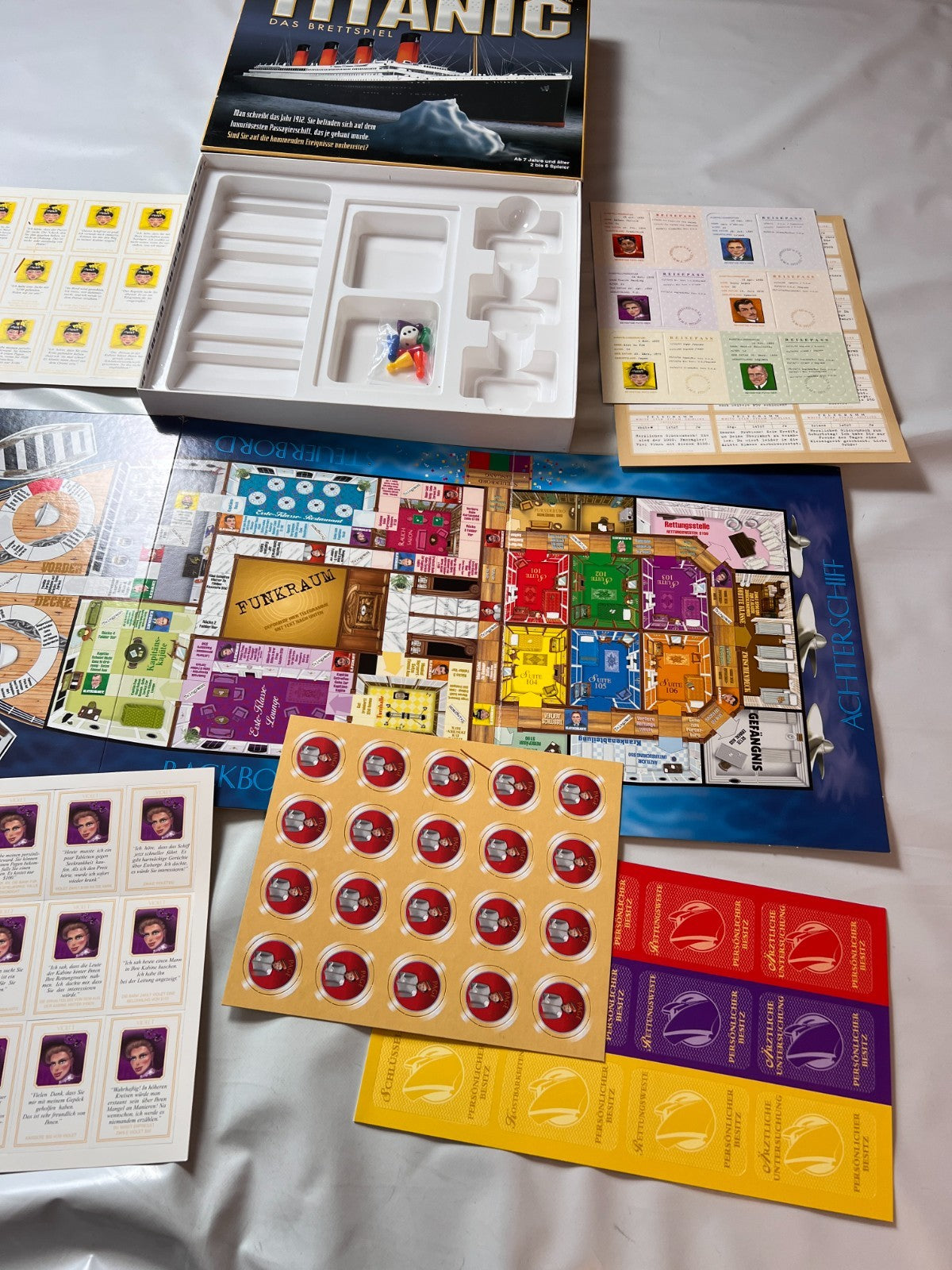 TITANIC - Das Brettspiel - Universal Games - Rubinstein - 1999 - Unbespielt - Ansicht 4