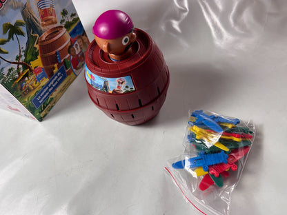 TOMY Piratenspiel Geschicklichkeit Kinderspiel "Pop Up Pirate"  Vollständig - Ansicht 3