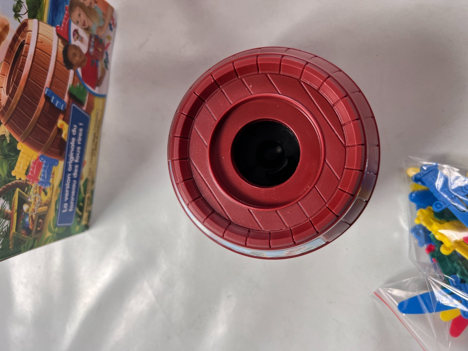 TOMY Piratenspiel Geschicklichkeit Kinderspiel "Pop Up Pirate"  Vollständig - Ansicht 4