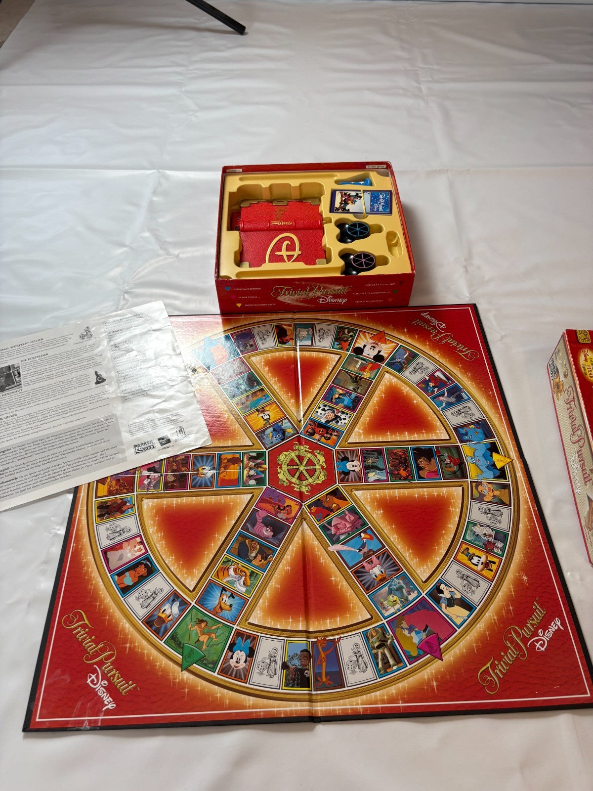 Trivial Pursuit Disney rote Edition Hasbro Spiel Gesellschaftsspie - vollständig - Ansicht 10