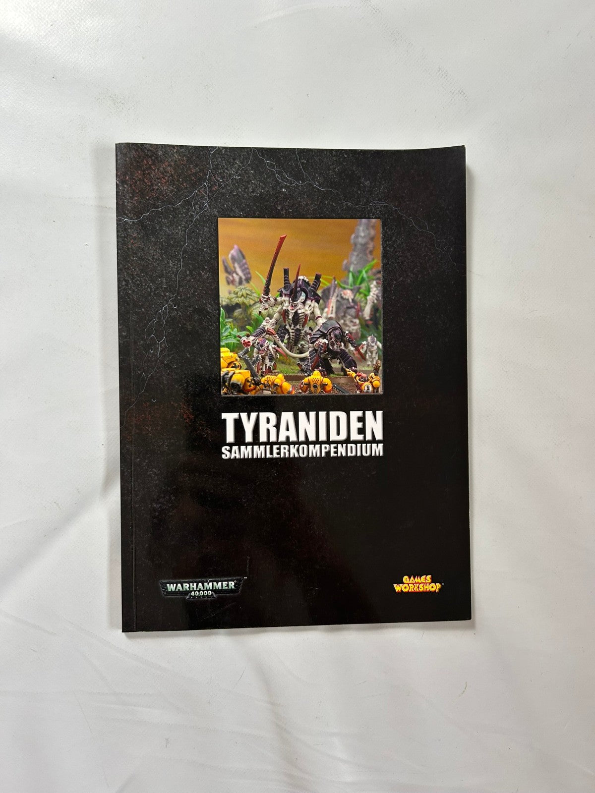 Warhammer 40k Sammlerkompendium Tyraniden Softcover deutsch - Ansicht 2
