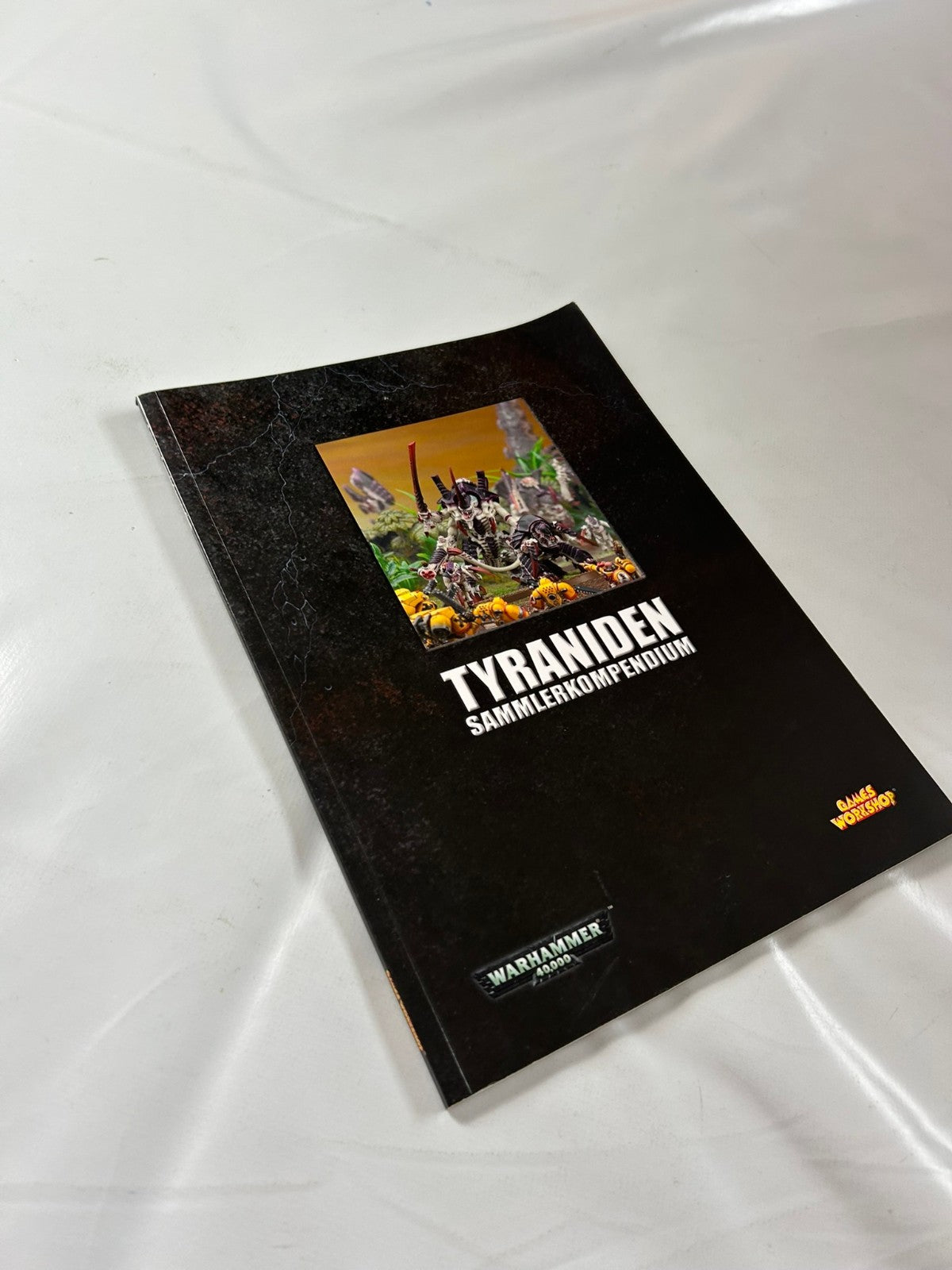 Warhammer 40k Sammlerkompendium Tyraniden Softcover deutsch - Ansicht 5