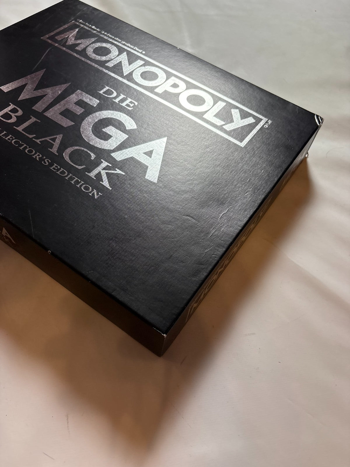 Winning Moves Monopoly Mega Black Edition Spiel Brettspiel  Vollständig - Ansicht 4