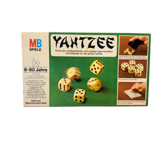YAHTZEE MB Brettspiel Gesellschaftsspiel Würfelspiel – SKU A13081 – Würfelspiel gebraucht kaufen bei Brettspielimperium